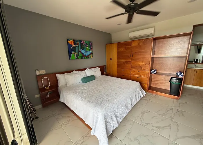 Hotel Las Lomas